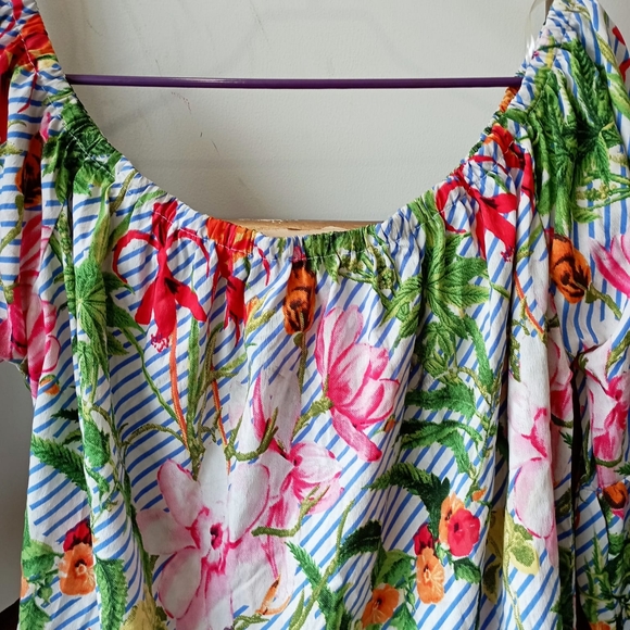 Off Shoulder Floral Striped Top - Picture 8 of 9